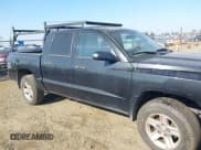 ✅ 2010 Dodge Dakota Bighorn/Lonestar • VIN: 1D7CW3GK1AS155513 • Lot: 41437670. Wystawiony na IAAI z przebiegiem 184 199 mil. Bezpłatny archiwum sprzedaży aukcyjnych z USA i szczegółowy raport historii pojazdu na DreamBid. Zdjęcie 13.
