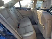 ✅ 2013 Mercedes-Benz C 300 Sport • VIN: WDDGF8AB3DR253753 • Lot: 95516965. Wystawiony na Copart z przebiegiem 106 067 mil. Bezpłatny archiwum sprzedaży aukcyjnych z USA i szczegółowy raport historii pojazdu na DreamBid. Zdjęcie 10.