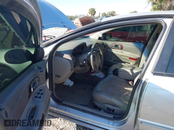 ✅ 2003 Chrysler Concorde LXi • VIN: 2C3HD36M83H570285 • Лот: 41531024. Опубликован ранее на IAAI с пробегом 107 165 миль. Бесплатный доступ к архиву аукционных продаж из США и подробный отчёт об истории автомобиля на DreamBid. Изображение 5.