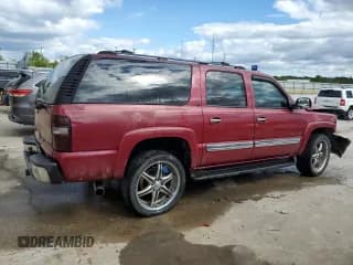 ✅ 2004 Chevrolet Suburban Z71 • VIN: 3GNFK16Z34G208897 • Lot: 72080464. Wystawiony na Copart z przebiegiem 261 882 mil. Bezpłatny archiwum sprzedaży aukcyjnych z USA i szczegółowy raport historii pojazdu na DreamBid. Zdjęcie 3.