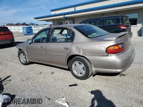 ✅ 2000 Chevrolet Malibu LS • VIN: 1G1NE52J8Y6187936 • Lot: 91453775. Listed on Copart with 161,698 mi. Free auction sales archive from the USA and detailed vehicle history report at DreamBid. Image 2.