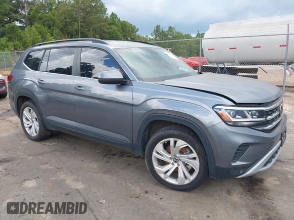 ✅ 2021 Volkswagen Atlas SE • VIN: 1V2WR2CA2MC581004 • Lot: 43007692. Listed on IAAI with 71,621 mi. Free auction sales archive from the USA and detailed vehicle history report at DreamBid. Image 1.