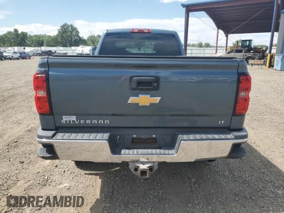 ✅ 2015 Chevrolet Silverado 2500HD LT • VIN: 1GC1KVEG9FF115185 • Lot: 64144065. Wystawiony na Copart z przebiegiem 276 381 mil. Bezpłatny archiwum sprzedaży aukcyjnych z USA i szczegółowy raport historii pojazdu na DreamBid. Zdjęcie 6.