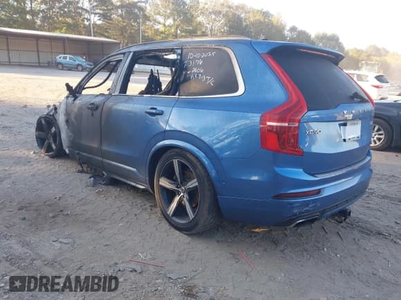 ✅ 2017 Volvo XC90 R-Design • VIN: YV4A22PM0H1122606 • Лот: 43464510. Опубликован ранее на IAAI с пробегом Не указан. Бесплатный доступ к архиву аукционных продаж из США и подробный отчёт об истории автомобиля на DreamBid. Изображение 3.