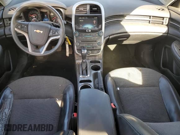 2014 Chevrolet Malibu LT z VIN 1G11C5SL4EF145751, wystawiony jako Copart lot #90912765 z przebiegiem 170 668 mil mil oraz Czysty tytuł • Clean title. Historia ofert i sprzedaży dostępna na DreamBid. Obrazek 8.