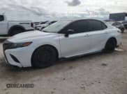 ✅ 2022 Toyota Camry TRD • VIN: 4T1KZ1AKXNU069116 • Lot: 91223615. Wystawiony na Copart z przebiegiem 88 076 mil. Bezpłatny archiwum sprzedaży aukcyjnych z USA i szczegółowy raport historii pojazdu na DreamBid. Zdjęcie 1.