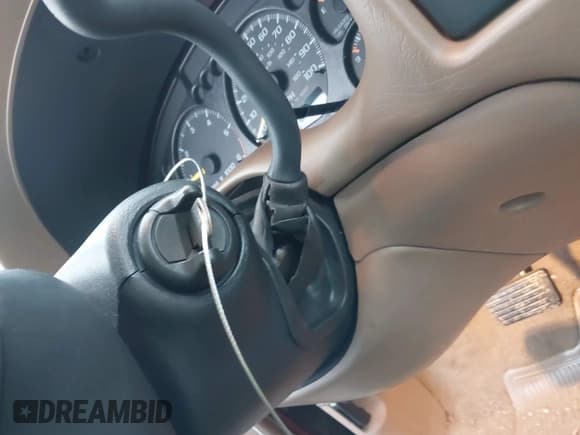 ✅ 1998 Chevrolet S-10 LS • VIN: 1GCCS19X3W8157920 • Лот: 41548498. Опубликован ранее на IAAI с пробегом 130 357 миль. Бесплатный доступ к архиву аукционных продаж из США и подробный отчёт об истории автомобиля на DreamBid. Изображение 11.