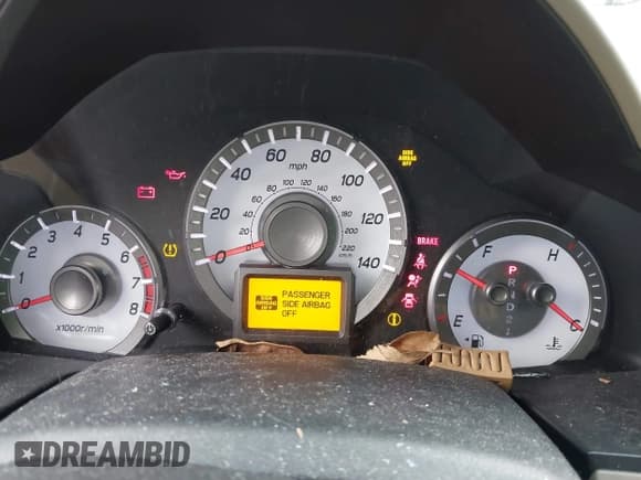 ✅ 2012 Honda Pilot Touring • VIN: 5FNYF4H92CB074814 • Lot: 43655208. Listed on IAAI with 223,305 mi. Free auction sales archive from the USA and detailed vehicle history report at DreamBid. Image 7.