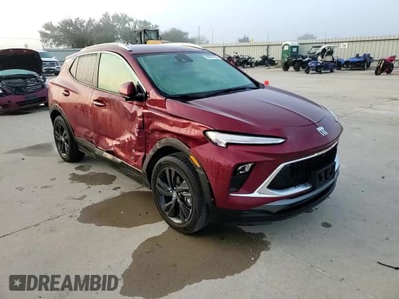 ✅ 2025 Buick Encore GX Sport Touring • VIN: KL4AMDSL4SB125690 • Lot: 90029165. Listed on Copart with 1,955 mi. Free auction sales archive from the USA and detailed vehicle history report at DreamBid. Image 14.