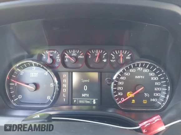 ✅ 2017 Chevrolet Silverado 2500HD Work Truck • VIN: 1GC2KUEG2HZ265185 • Lot: 40536435. Wystawiony na IAAI z przebiegiem 189 379 mil. Bezpłatny archiwum sprzedaży aukcyjnych z USA i szczegółowy raport historii pojazdu na DreamBid. Zdjęcie 7.