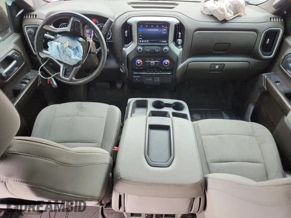 ✅ 2019 Chevrolet Silverado 1500 LT • VIN: 1GCUYDED5KZ122820 • Lot: 83798385. Listed on Copart with 238,660 mi. Free auction sales archive from the USA and detailed vehicle history report at DreamBid. Image 8.