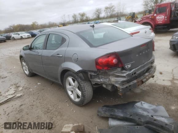 ✅ 2013 Dodge Avenger SE • VIN: 1C3CDZAB4DN551339 • Лот: 79494274. Опубликован ранее на Copart с пробегом 191 981 миль. Бесплатный доступ к архиву аукционных продаж из США и подробный отчёт об истории автомобиля на DreamBid. Изображение 2.