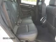 ✅ 2012 Porsche Cayenne • VIN: WP1AA2A2XCLA11053 • Lot: 82460885. Wystawiony na Copart z przebiegiem Nie podano. Bezpłatny archiwum sprzedaży aukcyjnych z USA i szczegółowy raport historii pojazdu na DreamBid. Zdjęcie 11.