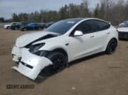 ✅ 2022 Tesla Model Y Long Range • VIN: 7SAYGDEE0NF532502 • Lot: 54683555. Wystawiony na Copart z przebiegiem 44 359 mil. Bezpłatny archiwum sprzedaży aukcyjnych z USA i szczegółowy raport historii pojazdu na DreamBid. Zdjęcie 1.
