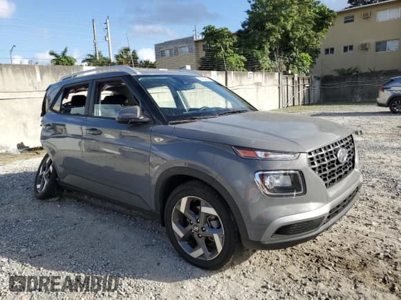 ✅ 2021 Hyundai Venue Denim • VIN: KMHRC8A38MU126624 • Lot: 45456465. Listed on Copart with 42,168 mi. Free auction sales archive from the USA and detailed vehicle history report at DreamBid. Image 4.