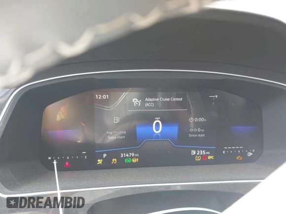 ✅ 2024 Volkswagen Tiguan SE • VIN: 3VV3B7AX5RM074375 • Lot: 43469185. Wystawiony na IAAI z przebiegiem 31 479 mil. Bezpłatny archiwum sprzedaży aukcyjnych z USA i szczegółowy raport historii pojazdu na DreamBid. Zdjęcie 7.