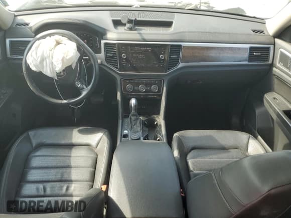 ✅ 2019 Volkswagen Atlas SEL Premium • VIN: 1V2NR2CA9KC557484 • Лот: 69371315. Опубликован ранее на Copart с пробегом 65 004 миль. Бесплатный доступ к архиву аукционных продаж из США и подробный отчёт об истории автомобиля на DreamBid. Изображение 8.