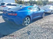 ✅ 2018 Chevrolet Camaro 1SS • VIN: 1G1FF1R75J0105979 • Lot: 43351013. Wystawiony na IAAI z przebiegiem 32 213 mil. Bezpłatny archiwum sprzedaży aukcyjnych z USA i szczegółowy raport historii pojazdu na DreamBid. Zdjęcie 4.
