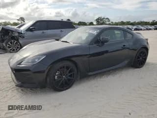 ✅ 2022 Toyota 86 Premium • VIN: JF1ZNBE19N9752133 • Lot: 88671995. Wystawiony na Copart z przebiegiem 24 299 mil. Bezpłatny archiwum sprzedaży aukcyjnych z USA i szczegółowy raport historii pojazdu na DreamBid. Zdjęcie 1.