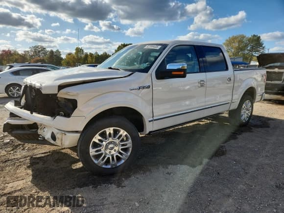 ✅ 2009 Ford F-150 XL • VIN: 1FTPW14V99FA67554 • Lot: 92389405. Wystawiony na Copart z przebiegiem 94 618 mil. Bezpłatny archiwum sprzedaży aukcyjnych z USA i szczegółowy raport historii pojazdu na DreamBid. Zdjęcie 1.
