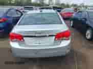 2015 Chevrolet Cruze LT z VIN 1G1PC5SB1F7172502, wystawiony jako IAAI lot #43353575 z przebiegiem 151 816 mil mil oraz . Historia ofert i sprzedaży dostępna na DreamBid. Obrazek 16.