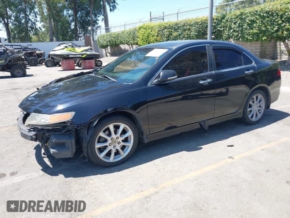 ✅ 2008 Acura TSX Nav • VIN: JH4CL96918C001018 • Lot: 42700049. Wystawiony na IAAI z przebiegiem 226 575 mil. Bezpłatny archiwum sprzedaży aukcyjnych z USA i szczegółowy raport historii pojazdu na DreamBid. Zdjęcie 2.