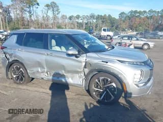 ✅ 2022 Mitsubishi Outlander SEL • VIN: JA4J3VA81NZ079141 • Lot: 43730125. Listed on IAAI with 47,085 mi. Free auction sales archive from the USA and detailed vehicle history report at DreamBid. Image 1.