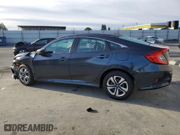 ✅ 2017 Honda Civic LX • VIN: 19XFC2F5XHE219082 • Lot: 92332275. Wystawiony na Copart z przebiegiem 78 440 mil. Bezpłatny archiwum sprzedaży aukcyjnych z USA i szczegółowy raport historii pojazdu na DreamBid. Zdjęcie 2.