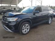 ✅ 2021 Volkswagen Atlas SE • VIN: 1V2JR2CA1MC537991 • Lot: 43704778. Listed on IAAI with 67,761 mi. Free auction sales archive from the USA and detailed vehicle history report at DreamBid. Image 2.