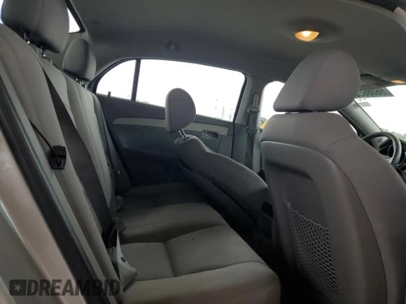 ✅ 2012 Chevrolet Malibu 1FL • VIN: 1G1ZA5EU8CF215620 • Lot: 66086225. Listed on Copart with 204,435 mi. Free auction sales archive from the USA and detailed vehicle history report at DreamBid. Image 10.