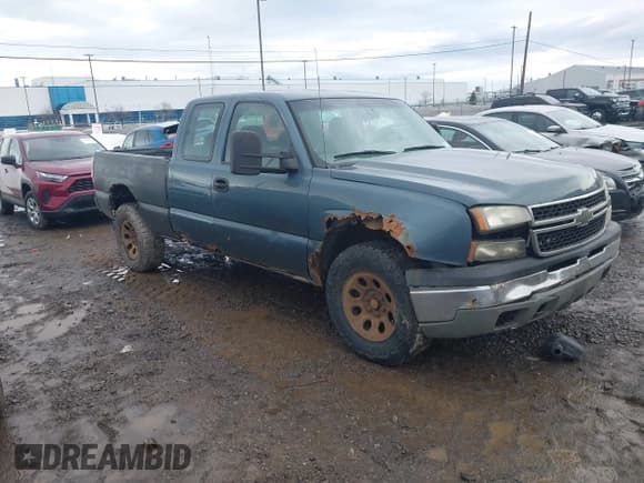 ✅ 2007 Chevrolet Silverado 1500 Work Truck • VIN: 1GCEK19ZX7E185548 • Lot: 41705431. Listed on IAAI with 160,575 mi. Free auction sales archive from the USA and detailed vehicle history report at DreamBid. Image 1.