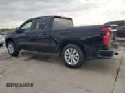 ✅ 2020 Chevrolet Silverado 1500 Custom • VIN: 3GCPWBEK3LG363251 • Lot: 77807424. Wystawiony na Copart z przebiegiem 80 317 mil. Bezpłatny archiwum sprzedaży aukcyjnych z USA i szczegółowy raport historii pojazdu na DreamBid. Zdjęcie 2.