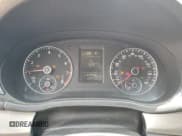 ✅ 2013 Volkswagen Passat S • VIN: 1VWAP7A35DC032218 • Lot: 56232645. Listed on Copart with 222,722 mi. Free auction sales archive from the USA and detailed vehicle history report at DreamBid. Image 9.