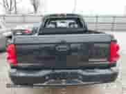 2008 Dodge Dakota SXT z VIN 1D7HW38K48S629114, wystawiony jako IAAI lot #41894082 z przebiegiem 73 402 mil mil oraz . Historia ofert i sprzedaży dostępna na DreamBid. Obrazek 16.