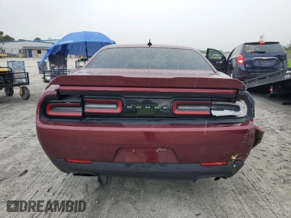✅ 2021 Dodge Challenger R/T • VIN: 2C3CDZBT7MH635557 • Lot: 70416394. Wystawiony na Copart z przebiegiem 39 181 mil. Bezpłatny archiwum sprzedaży aukcyjnych z USA i szczegółowy raport historii pojazdu na DreamBid. Zdjęcie 6.