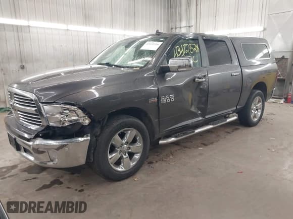 ✅ 2018 Ram 1500 Big Horn • VIN: 3C6RR7LT2JG226265 • Лот: 43472528. Опубликован ранее на IAAI с пробегом 199 840 миль. Бесплатный доступ к архиву аукционных продаж из США и подробный отчёт об истории автомобиля на DreamBid. Изображение 2.