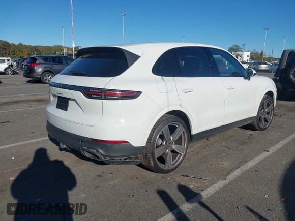 ✅ 2021 Porsche Cayenne • VIN: WP1AA2AY7MDA02911 • Лот: 43463062. Опубликован ранее на IAAI с пробегом 41 138 миль. Бесплатный доступ к архиву аукционных продаж из США и подробный отчёт об истории автомобиля на DreamBid. Изображение 4.