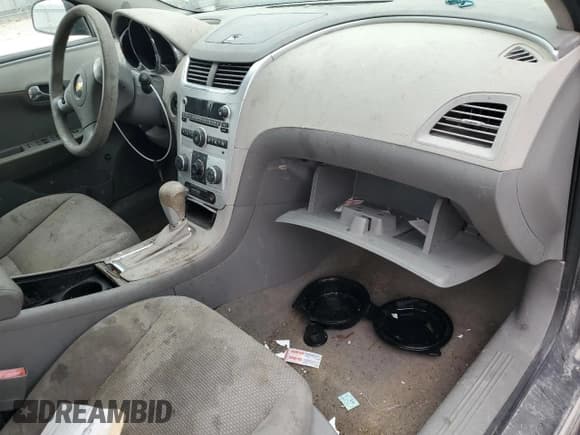 ✅ 2011 Chevrolet Malibu 1FL • VIN: 1G1ZA5EU5BF150871 • Lot: 78025724. Listed on Copart with 161,872 mi. Free auction sales archive from the USA and detailed vehicle history report at DreamBid. Image 8.