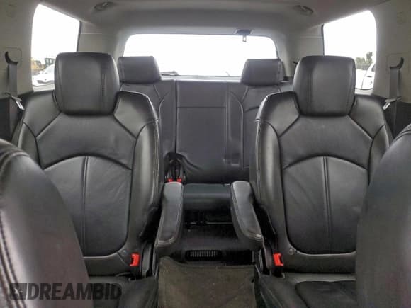 ✅ 2010 GMC Acadia SLT1 • VIN: 1GKLRMED4AJ142888 • Лот: 95901455. Опубликован ранее на Copart с пробегом 140 728 миль. Бесплатный доступ к архиву аукционных продаж из США и подробный отчёт об истории автомобиля на DreamBid. Изображение 10.