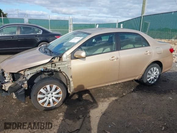 ✅ 2012 Toyota Corolla LE • VIN: 2T1BU4EE8CC789727 • Lot: 43429378. Wystawiony na IAAI z przebiegiem 96 052 mil. Bezpłatny archiwum sprzedaży aukcyjnych z USA i szczegółowy raport historii pojazdu na DreamBid. Zdjęcie 15.