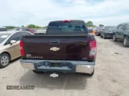 ✅ 2008 Chevrolet Silverado 1500 • VIN: 1GCEC19Y28Z298330 • Lot: 42272489. Wystawiony na IAAI z przebiegiem 97 076 mil. Bezpłatny archiwum sprzedaży aukcyjnych z USA i szczegółowy raport historii pojazdu na DreamBid. Zdjęcie 16.