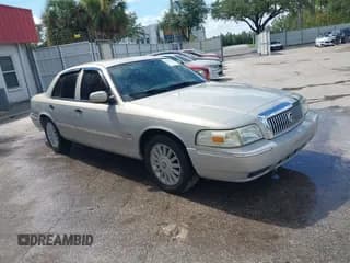 ✅ 2010 Mercury Grand Marquis LS • VIN: 2MEBM7FV1AX636274 • Лот: 43130981. Опубликован ранее на IAAI с пробегом 109 859 миль. Бесплатный доступ к архиву аукционных продаж из США и подробный отчёт об истории автомобиля на DreamBid. Изображение 1.