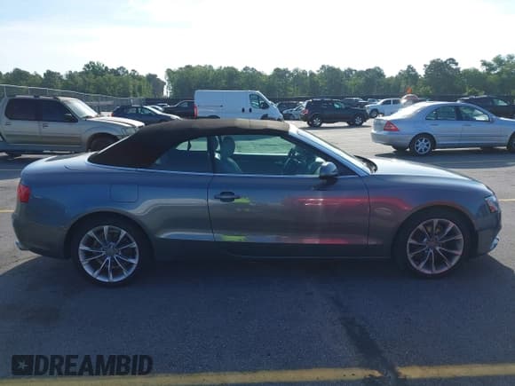 ✅ 2013 Audi A5 Premium Plus • VIN: WAULFAFH5DN009944 • Lot: 42508314. Listed on IAAI with 233,593 mi. Free auction sales archive from the USA and detailed vehicle history report at DreamBid. Image 13.