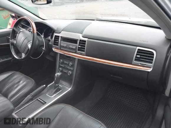 ✅ 2012 Lincoln MKZ • VIN: 3LNHL2GCXCR827316 • Lot: 43525042. Listed on IAAI with 130,473 mi. Free auction sales archive from the USA and detailed vehicle history report at DreamBid. Image 5.