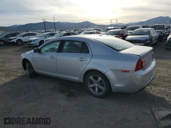 ✅ 2011 Chevrolet Malibu 1LS • VIN: 1G1ZB5E18BF265175 • Lot: 74351094. Listed on Copart with 118,103 mi. Free auction sales archive from the USA and detailed vehicle history report at DreamBid. Image 2.