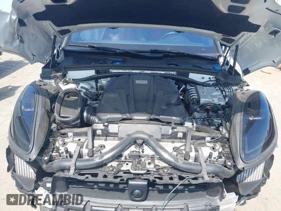 ✅ 2023 Porsche Macan GTS • VIN: WP1AF2A52PLB57660 • Lot: 43334916. Listed on IAAI with 22,831 mi. Free auction sales archive from the USA and detailed vehicle history report at DreamBid. Image 10.