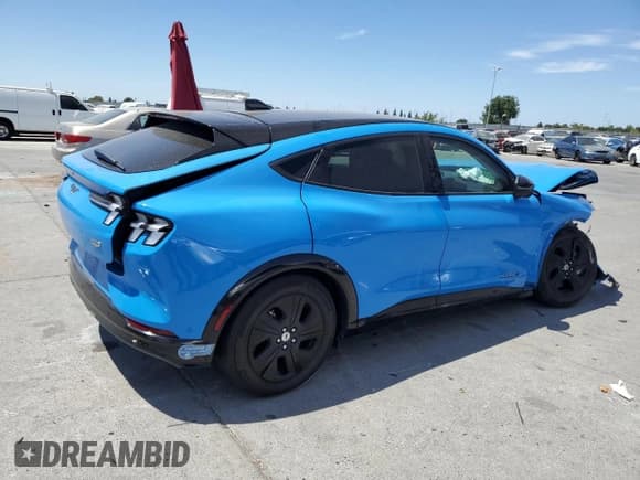 ✅ 2022 Ford Mustang Mach-E California Route 1 • VIN: 3FMTK2R73NMA24358 • Лот: 65059814. Опубликован ранее на Copart с пробегом 32 803 миль. Бесплатный доступ к архиву аукционных продаж из США и подробный отчёт об истории автомобиля на DreamBid. Изображение 3.