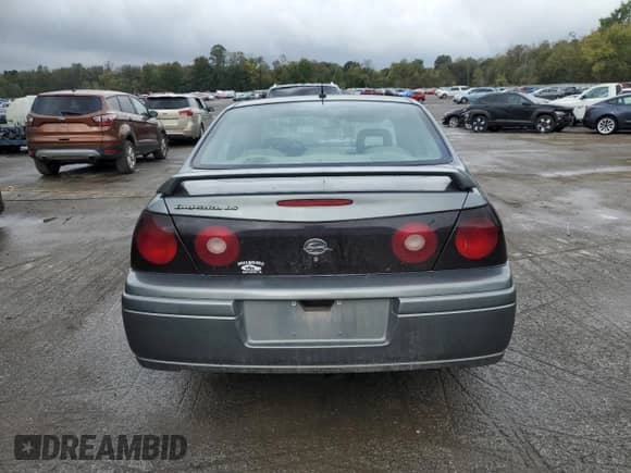 2005 Chevrolet Impala LS z VIN 2G1WH52K959208477, wystawiony jako Copart lot #72056084 z przebiegiem 130 477 mil mil oraz Szkoda całkowita • Salvage title. Historia ofert i sprzedaży dostępna na DreamBid. Obrazek 6.