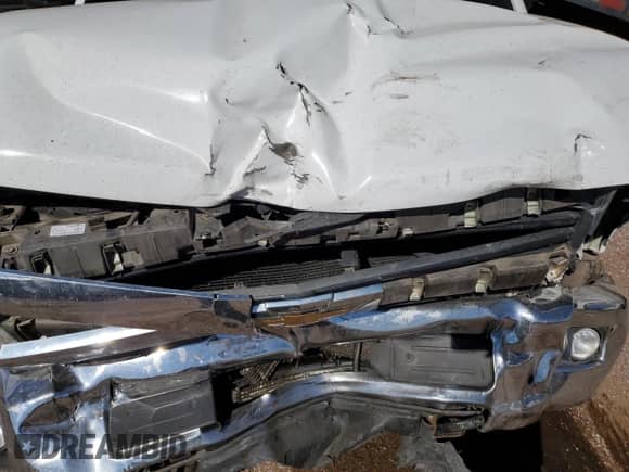 2016 Chevrolet Silverado 3500HD LTZ с VIN 1GC4K0C84GF183326, выставлен на аукционе Copart как лот 76302764 с пробегом Не указан миль и Списание • Salvage title. История ставок и продаж доступна на DreamBid. Изображение 11.