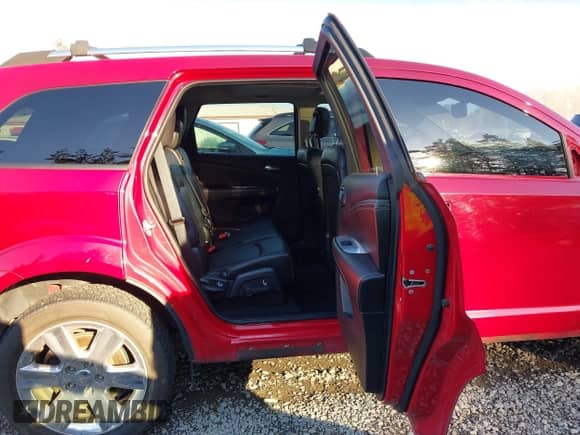 2013 Dodge Journey R/T z VIN 3C4PDDFG9DT663171, wystawiony jako IAAI lot #43388513 z przebiegiem 79 516 mil mil oraz . Historia ofert i sprzedaży dostępna na DreamBid. Obrazek 8.